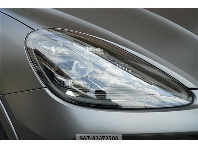 Porsche CAYENNE 2022-03 8526580-7