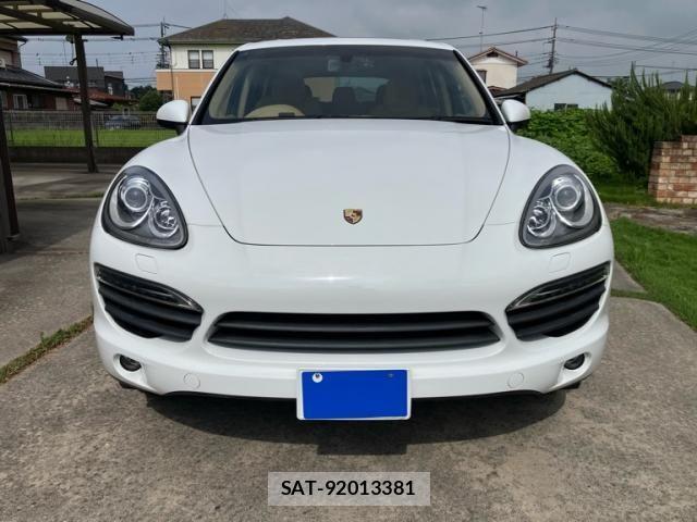 Porsche CAYENNE 2013-11 8563176-1