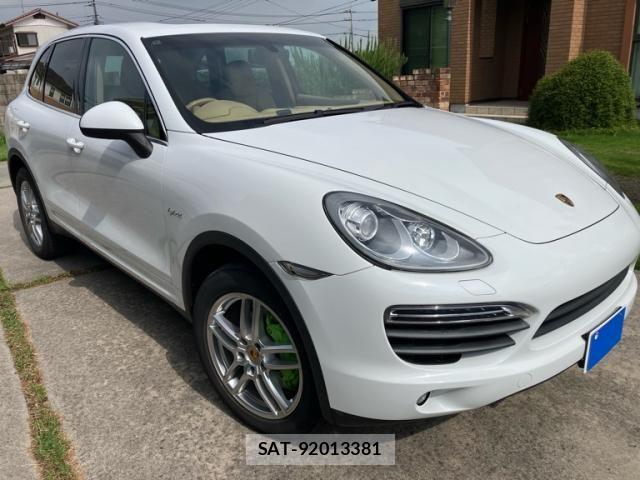 Porsche CAYENNE 2013-11 8563176-2