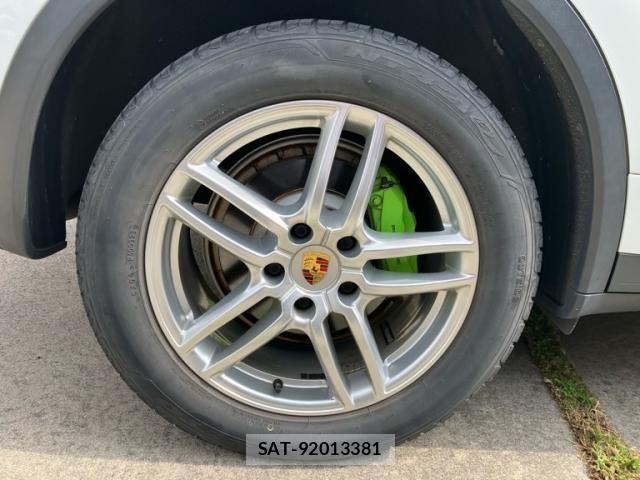 Porsche CAYENNE 2013-11 8563176-5