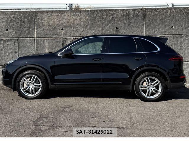 Porsche CAYENNE 2015-12 8563179-3