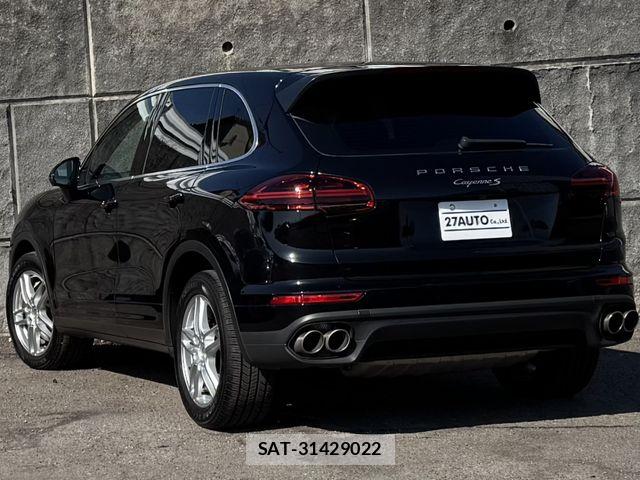 Porsche CAYENNE 2015-12 8563179-7