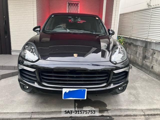 Porsche CAYENNE 2018-03 8660968-1
