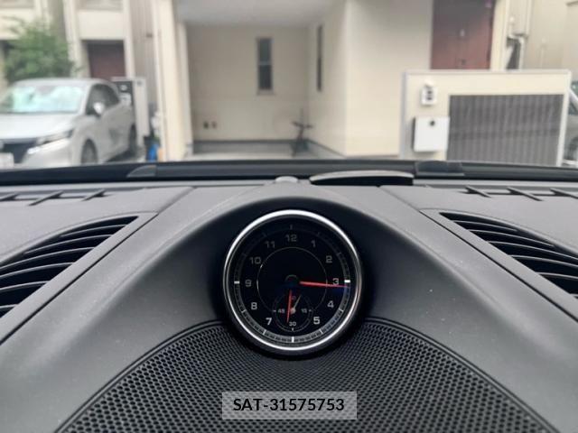 Porsche CAYENNE 2018-03 8660968-20