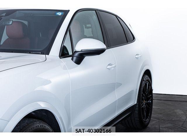 Porsche CAYENNE 2024-09 8666732-14