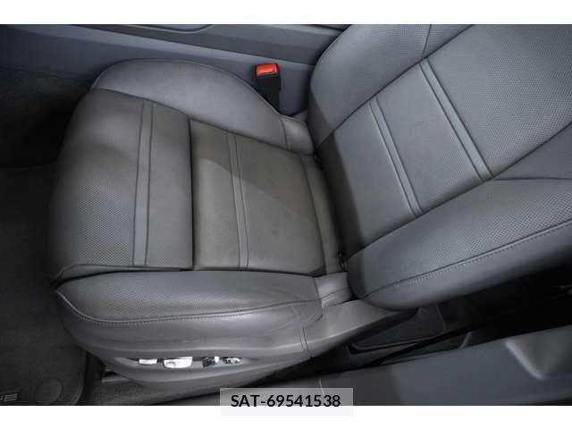 Porsche CAYENNE 2019-10 8686283-6