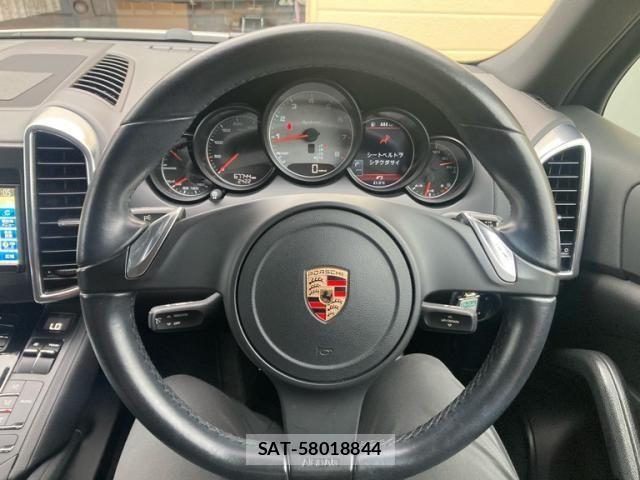 Porsche CAYENNE 2011-09 8745210-15