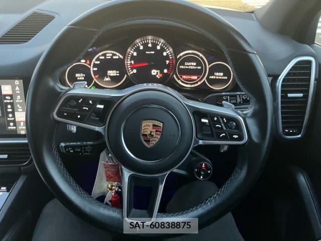 Porsche CAYENNE 2020-06 8781617-15