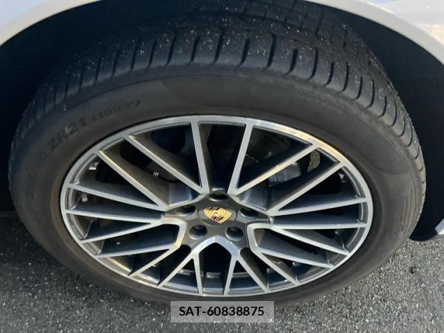 Porsche CAYENNE 2020-06 8781617-7