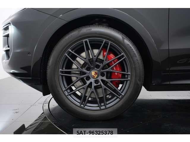 Porsche CAYENNE 2025-01 8850354-14