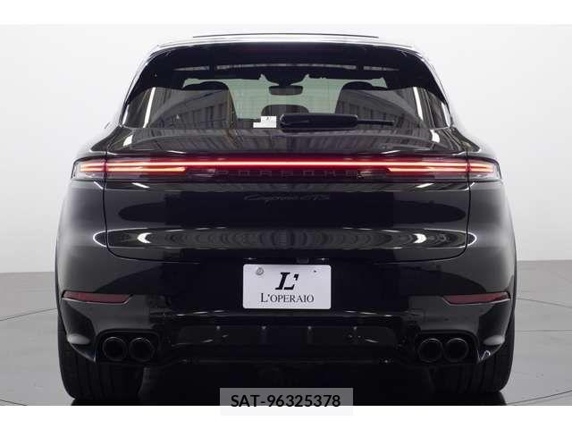 Porsche CAYENNE 2025-01 8850354-1
