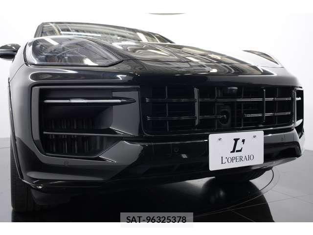 Porsche CAYENNE 2025-01 8850354-3