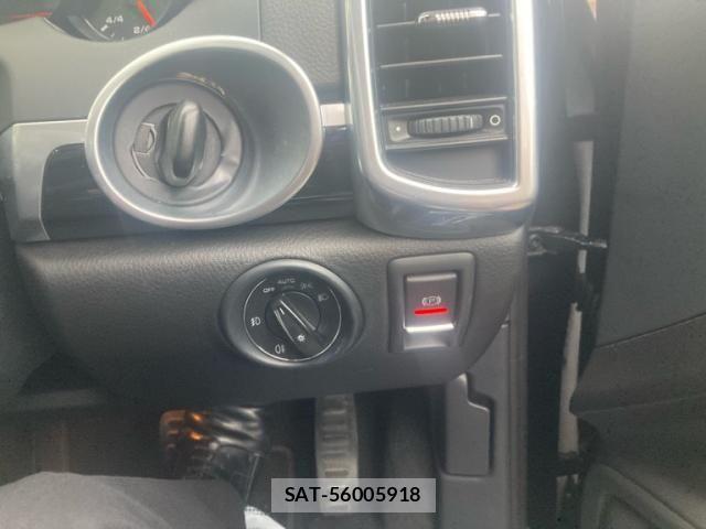 Porsche CAYENNE 2012-09 8881557-15