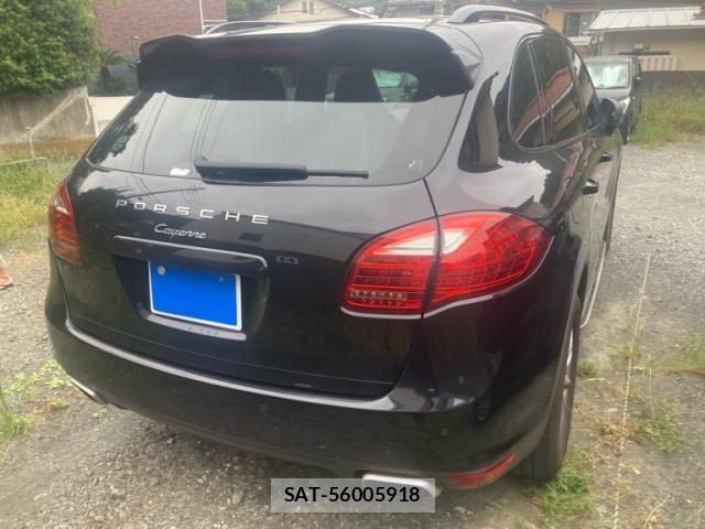 Porsche CAYENNE 2012-09 8881557-4