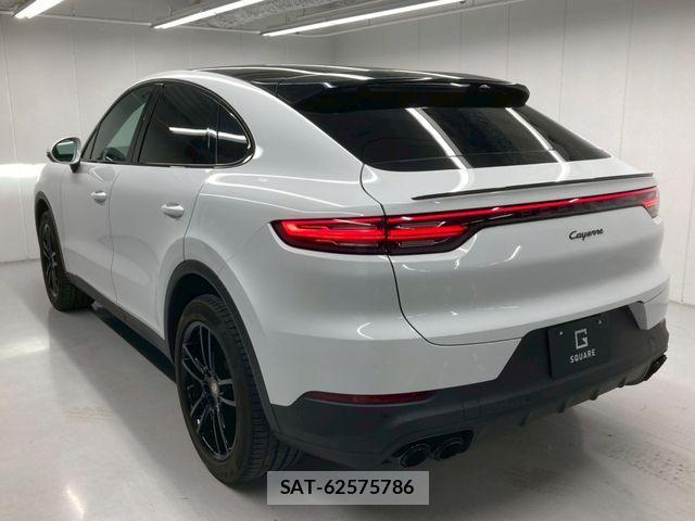 Porsche CAYENNE 2021-03 4640368-15