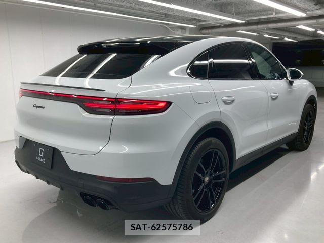 Porsche CAYENNE 2021-03 4640368-18