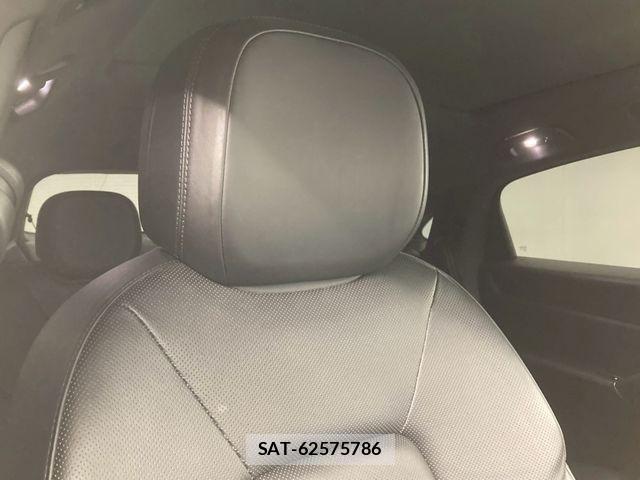 Porsche CAYENNE 2021-03 4640368-24