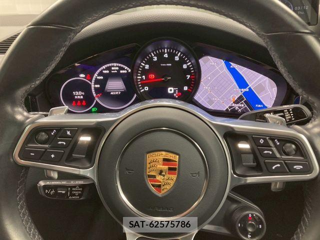 Porsche CAYENNE 2021-03 4640368-28
