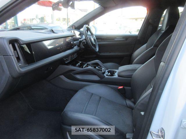 Porsche CAYENNE 2024-10 4976912-15