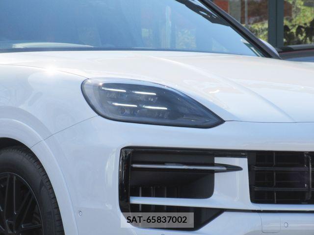 Porsche CAYENNE 2024-10 4976912-4