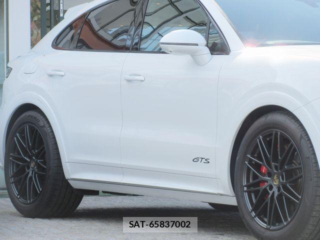 Porsche CAYENNE 2024-10 4976912-5