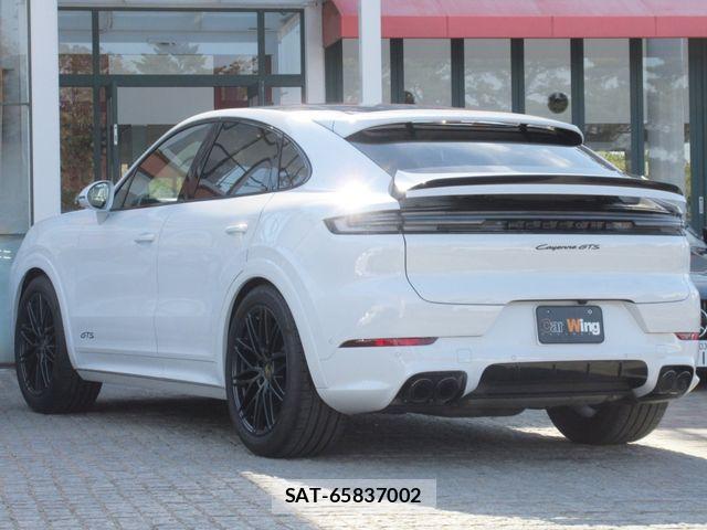 Porsche CAYENNE 2024-10 4976912-8