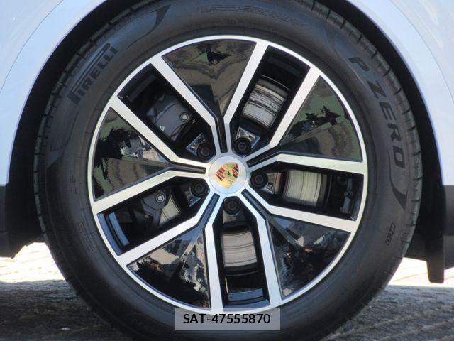 Porsche CAYENNE 2024-06 4976921-6