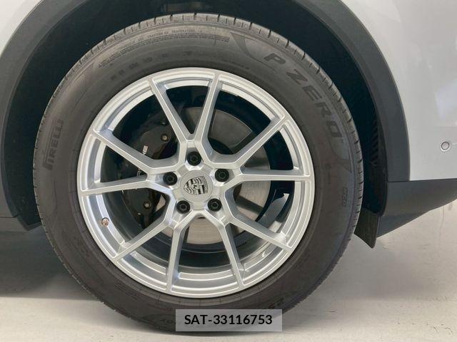 Porsche CAYENNE 2023-11 6614146-11
