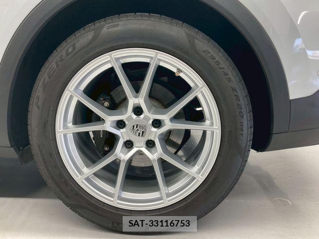 Porsche CAYENNE 2023-11 6614146-18