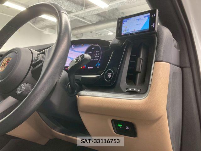 Porsche CAYENNE 2023-11 6614146-26