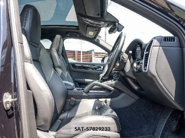 Porsche CAYENNE 2019-12 6691189-3