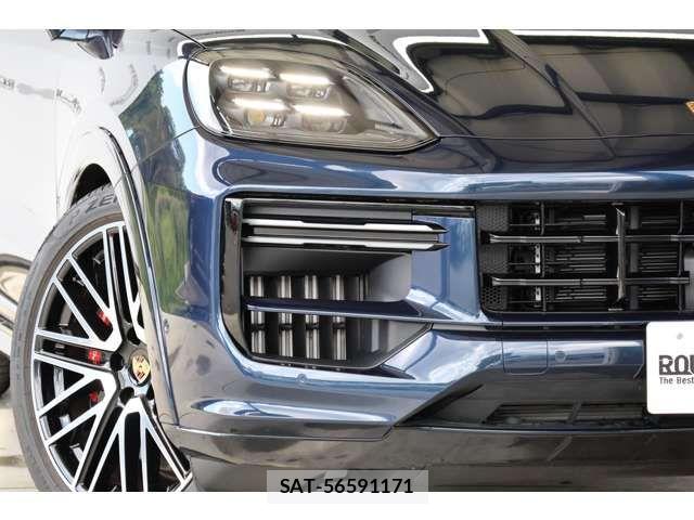 Porsche CAYENNE 2024-06 6911148-3