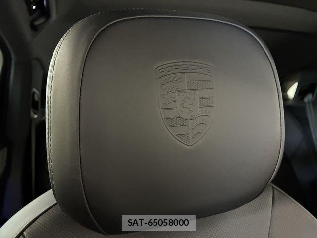 Porsche CAYENNE 2024-12 7060219-9