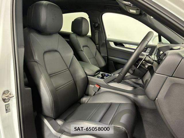 Porsche CAYENNE 2024-12 7060219-8