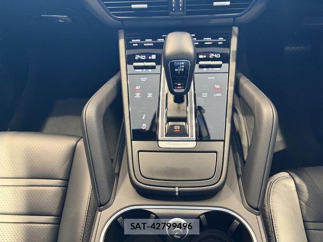 Porsche CAYENNE 2021-03 7456778-12