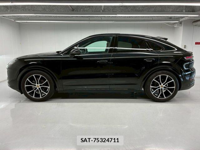 Porsche CAYENNE 2023-10 7619182-16