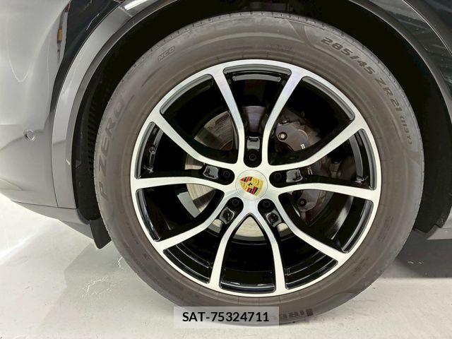 Porsche CAYENNE 2023-10 7619182-17