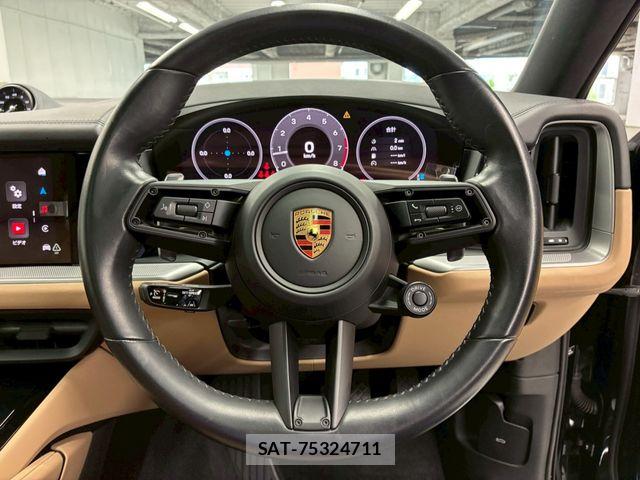 Porsche CAYENNE 2023-10 7619182-27