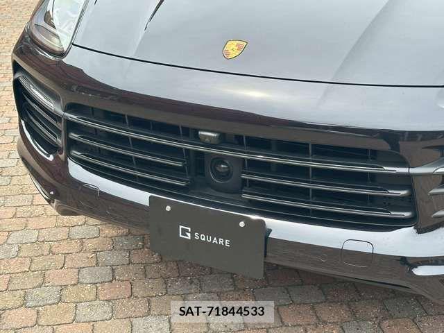Porsche CAYENNE 2021-04 7619181-17