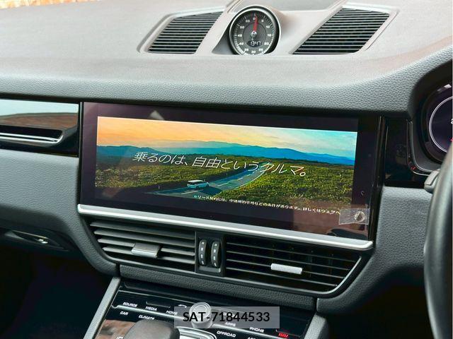 Porsche CAYENNE 2021-04 7619181-26