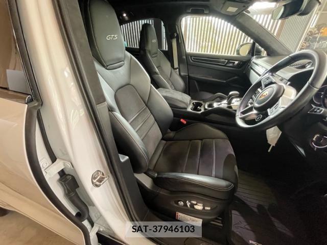 Porsche CAYENNE 2020-12 7727211-15