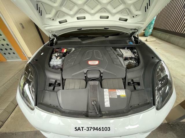 Porsche CAYENNE 2020-12 7727211-16