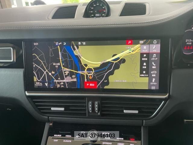 Porsche CAYENNE 2020-12 7727211-19