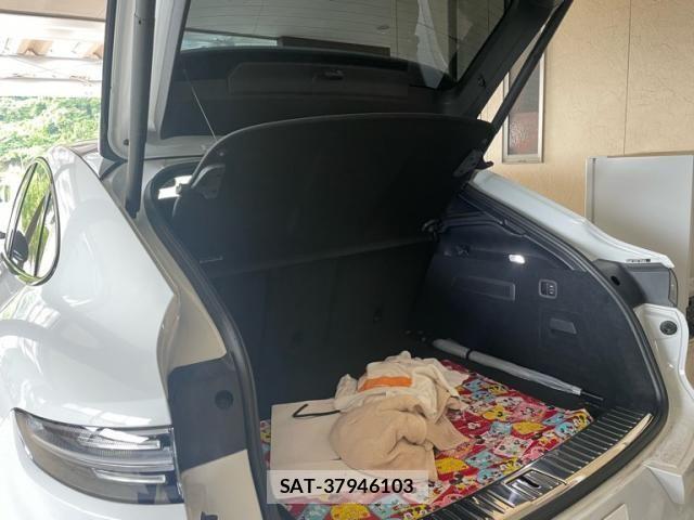 Porsche CAYENNE 2020-12 7727211-8