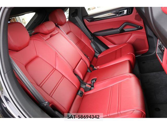 Porsche CAYENNE 2021-05 7903231-26