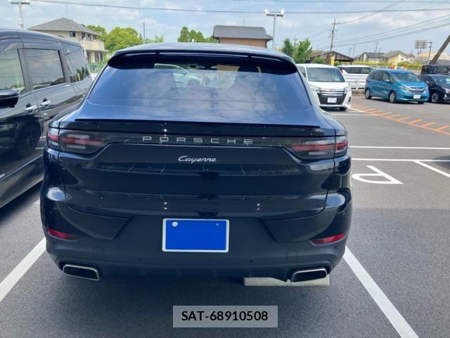 Porsche CAYENNE 2020-04 8037607-2