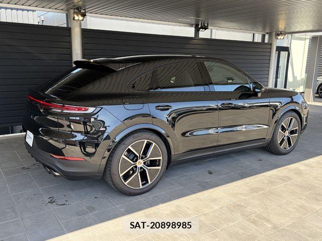 Porsche CAYENNE 2024-02 8101200-2
