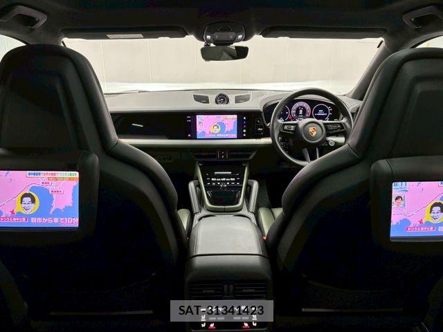 Porsche CAYENNE 2023-10 8101202-1