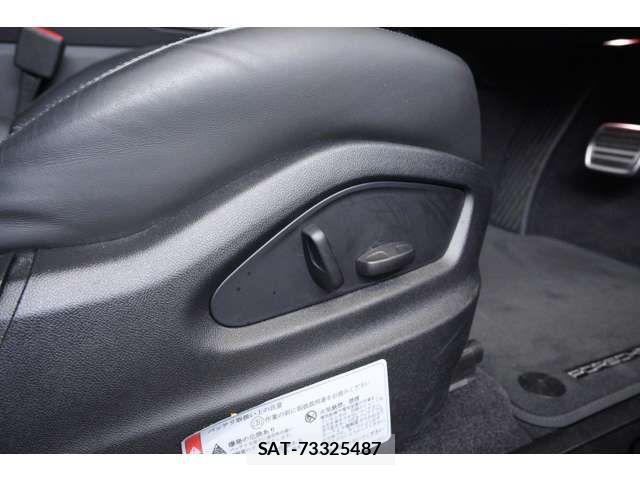 Porsche CAYENNE 2024-09 8131893-10
