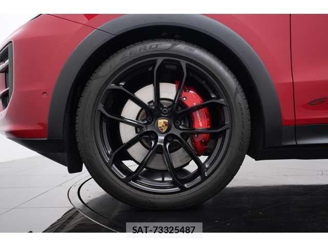 Porsche CAYENNE 2024-09 8131893-13